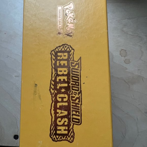 Pokemon card lot Rare cards guaranteed - Picture 1 of 5